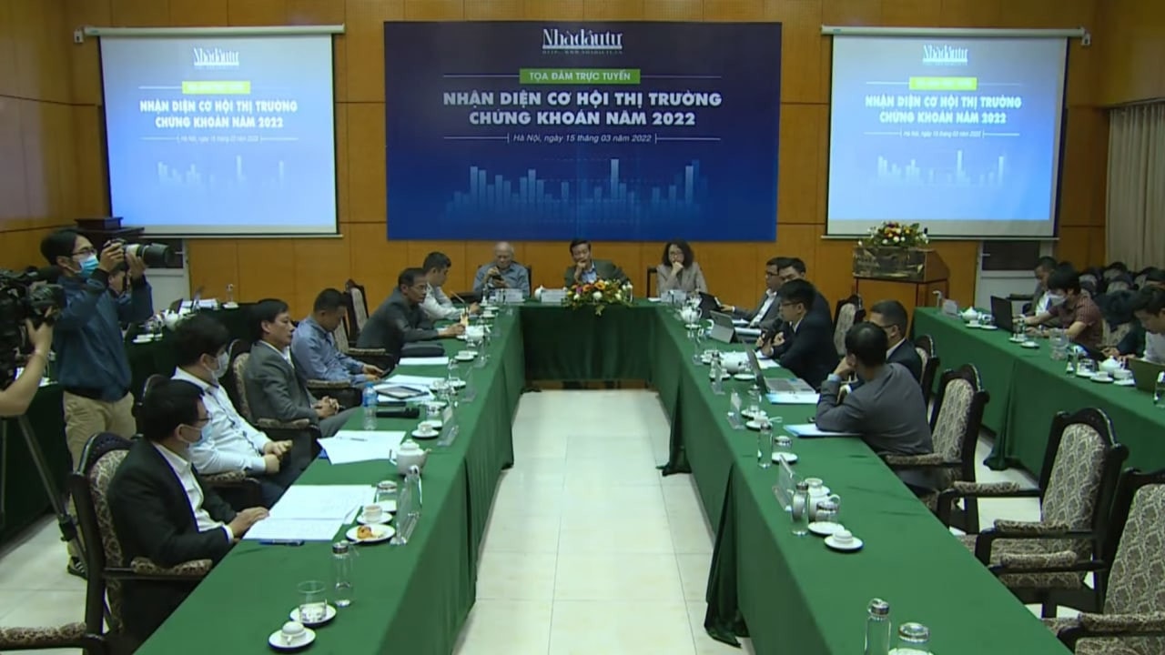 Tọa đàm Nhận diện cơ hội thị trường chứng khoán năm 2022