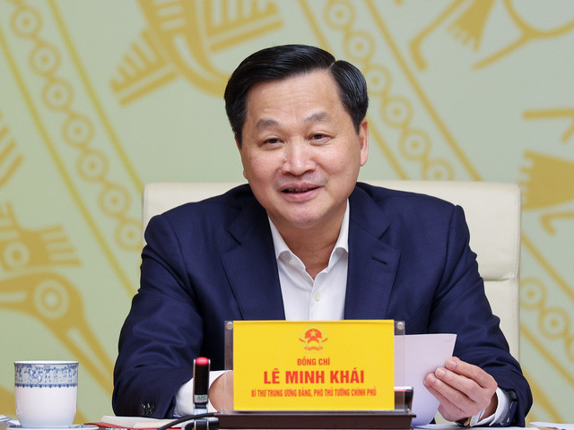 Phó Thủ tướng Chính phủ Lê Minh Khái điều hành phiên thảo luận - Ảnh: VGP/Nhật Bắc
