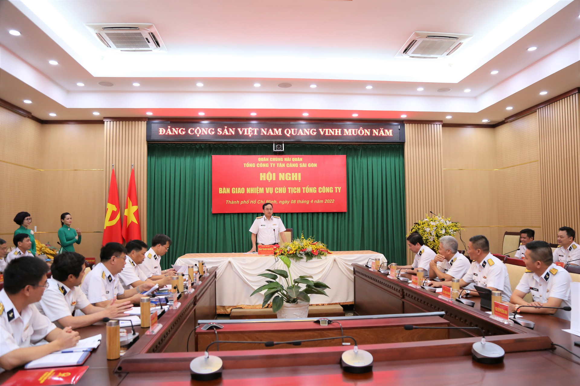 Chuẩn Đô đốc Trần Thanh Nghiêm phát biểu tại Hội nghị (Ảnh: Công Hoan)