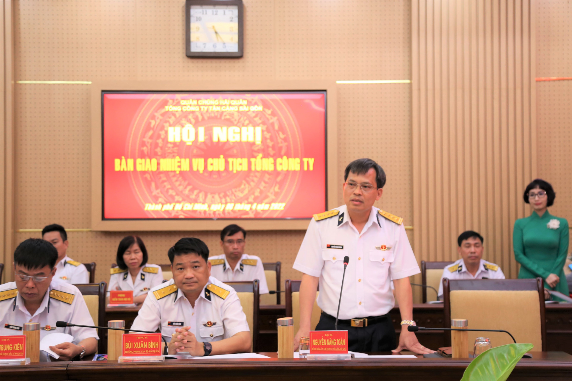 Đại tá Nguyễn Năng Toàn, Tân Chủ tịch Tổng Công ty Tân Cảng Sài Gòn khẳng định, sẽ chung sức, đồng lòng vì sự phát triển bền vững của Tổng Công ty (Ảnh: Công Hoan) 