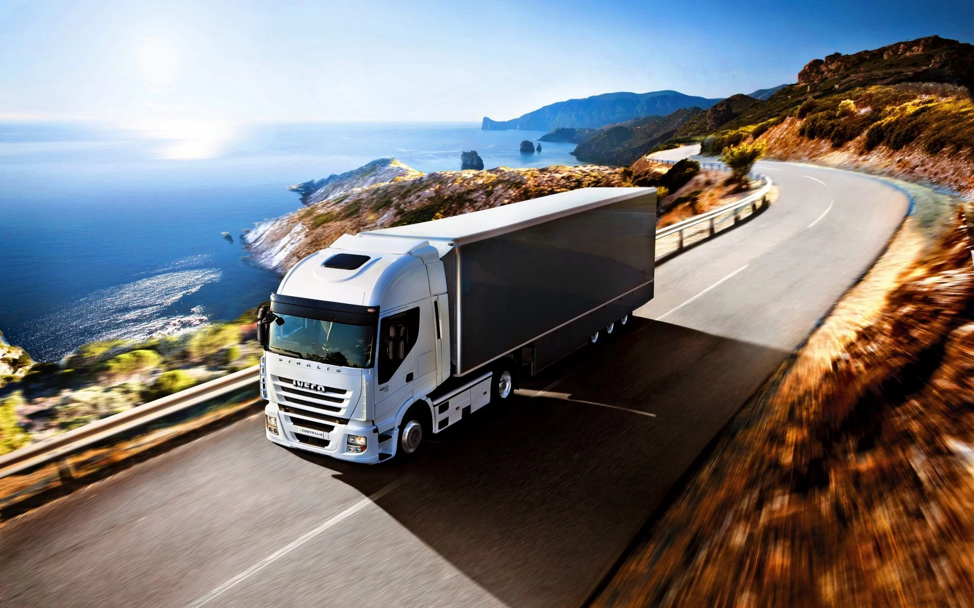 Vai trò của vận tải hàng hóa trong Logistics