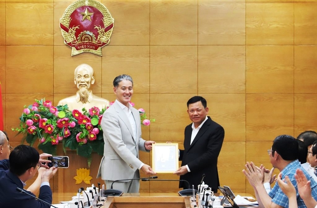 thanhhoa-traoquyetdinhchutruongdautu2.jpg