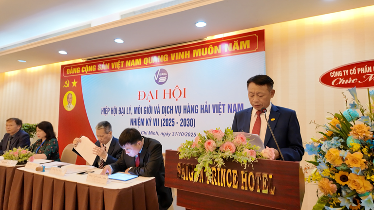 ha-ong-pham-quoc-long-visaba-01112025.png