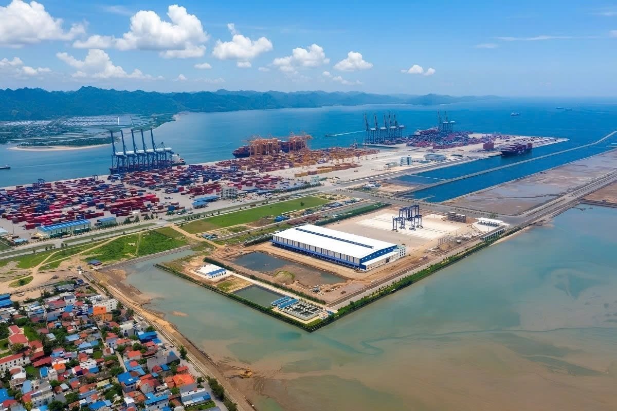 4.-trung-tam-logistics-tclh.jpg