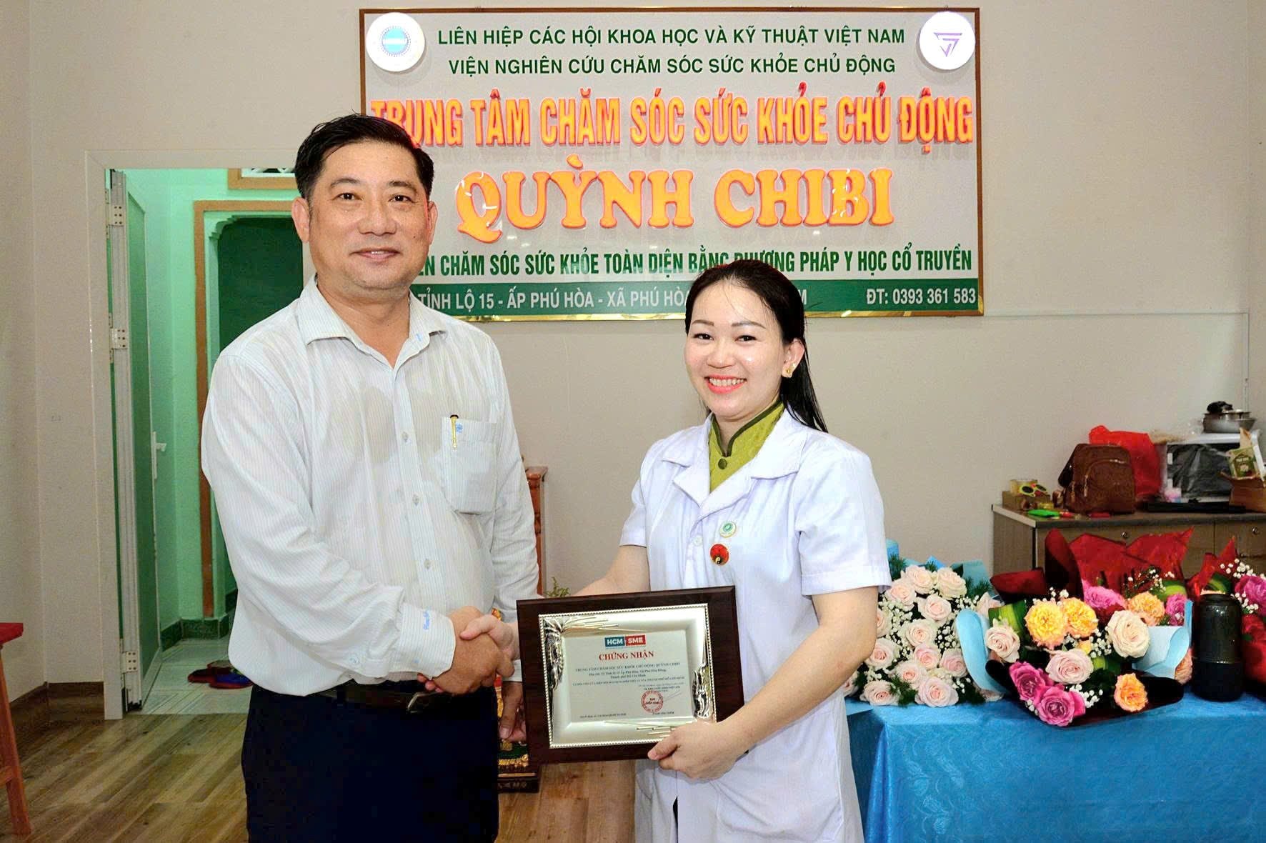 chung-nhan-quynh-chibi.jpg