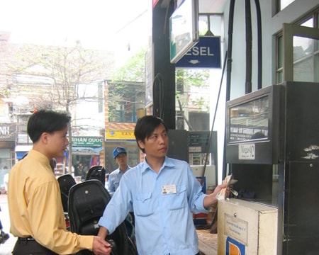 Doanh nghiệp xăng dầu đang lãi 700 đồng/lít