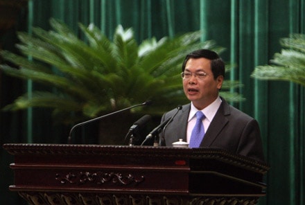 Bỏ độc quyền: Viễn thông làm được, vì sao điện - xăng dầu lại không?