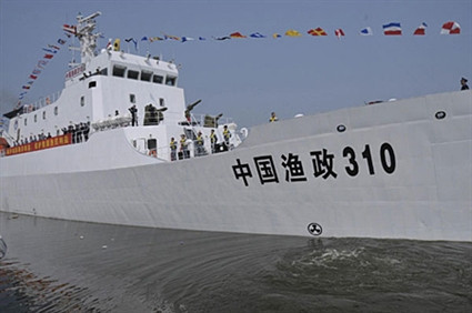 Trung Quốc điều tàu ngư chính hiện đại đến biển Đông