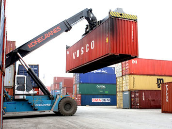 Dịch vụ cảng biển (logistics) Việt Nam: Phải sớm biến tiềm năng thành lợi thế cạnh tranh
