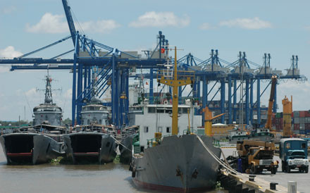 Tiến ra biển Đông, cảng biển TP.HCM tạo lợi thế cạnh tranh