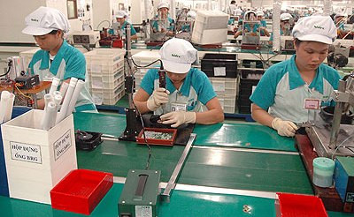 Phát triển công nghiệp phụ trợ  nâng cao sức cạnh tranh hàng công nghiệp Việt Nam