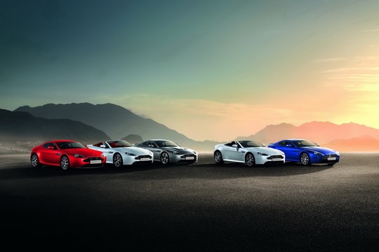 Aston Martin chính thức