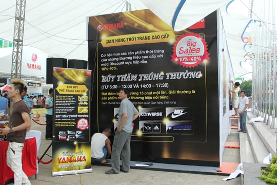 Sống với Yamaha – Nouvo SX 2012