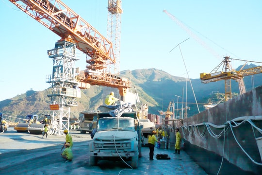 Kinh tế Việt Nam  Một năm nhìn lại