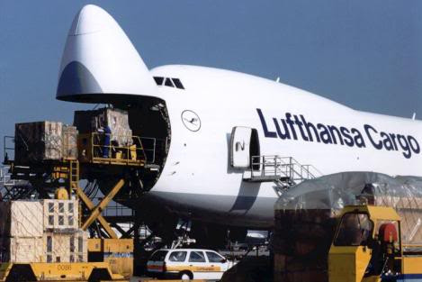 Lufthansa Cargo takes to the skies with lighter containers
