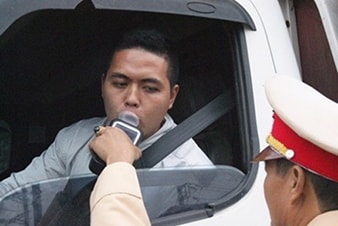 Áp dụng kiểm tra độ cồn 30 giây trên cả nước