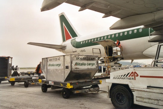 Vận tải hàng không sau nửa năm 2014