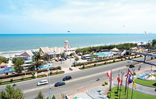 Bình yên giữa biển và đồi