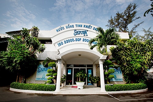 Chiến lược phân phối của nước uống đóng chai SAPUWA tại thị trường Việt Nam