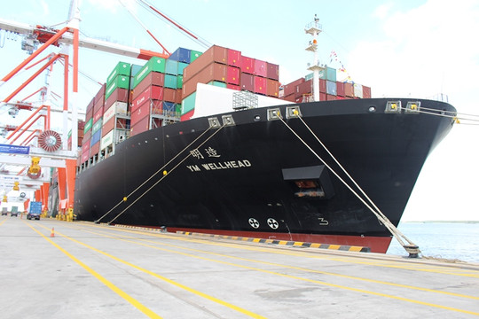 Tân Cảng Cái Mép - Thị Vải đón tàu có tải trọng 160.000 DWT