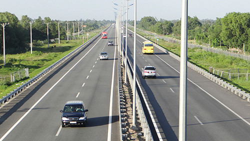 Đường bộ cao tốc Bắc - Nam: Không thể trì hoãn