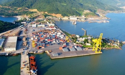 Lấn cấn chuyện đầu tư cảng