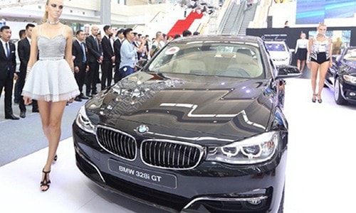 Thị trường ôtô Việt 2019: "Màn so găng" giữa xe nội - ngoại