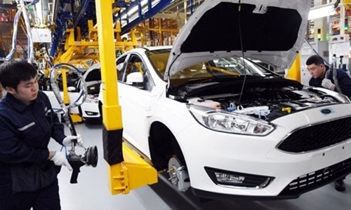 Hai mối nguy của công nghiệp ôtô toàn cầu trong 2019