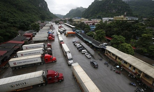 Lạng Sơn: Hàng nhập khẩu ùn ứ vì Trung Quốc đột ngột áp dụng mẫu C/O mới