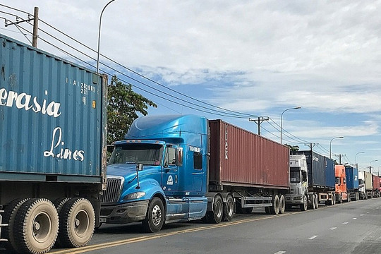 TP.HCM: Tiếp tục mở rộng đường, giảm tải cho cảng Cát Lái
