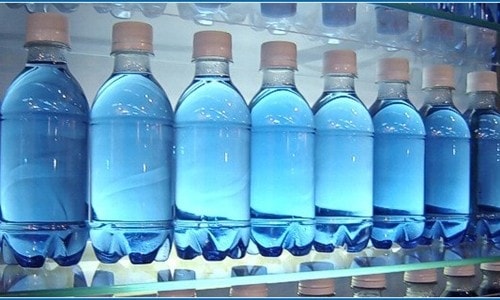 Nước uống đóng chai: Chất lượng tốt liệu đã đủ?
