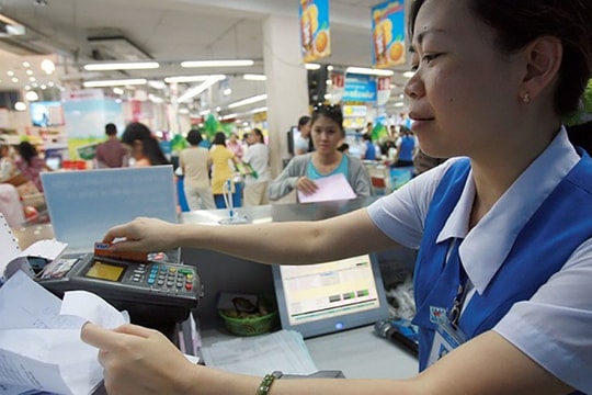 Ngân hàng tăng tốc thanh toán không tiền mặt