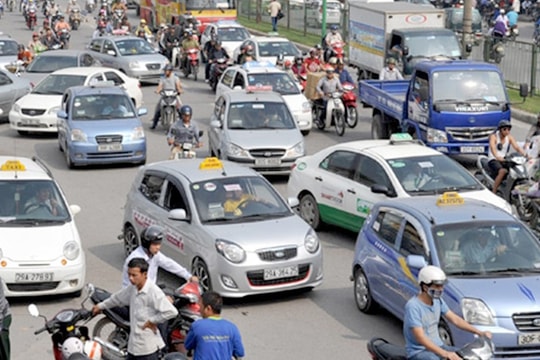 Taxi và taxi công nghệ sẽ không phải gắn mào