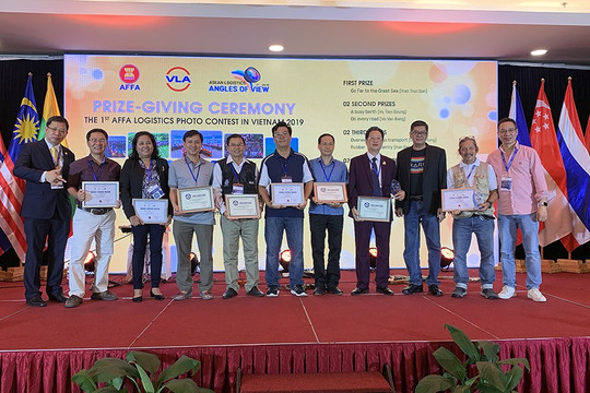 Lễ trao giải Cuộc thi "Ảnh Logistics quốc tế tại Việt Nam lần thứ 1"