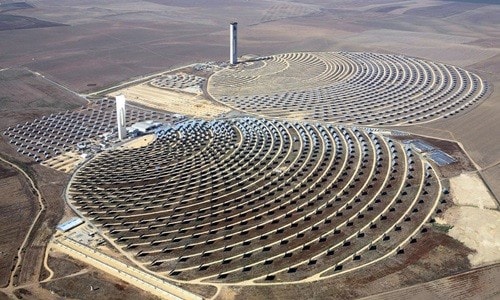 Cần chính sách thông thoáng, tạo điều kiện cho doanh nghiệp đầu tư vào điện mặt trời mái nhà