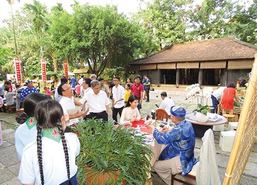 Người truyền lửa cho thế hệ trẻ Việt Nam