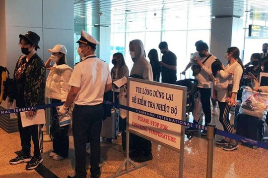 Từ 6h ngày 7/3, mọi hành khách nhập cảnh vào Việt Nam phải khai báo y tế bắt buộc