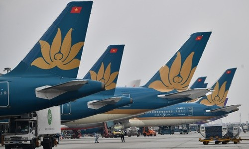 Gần 100 trong tổng số 106 máy bay của Vietnam Airlines ngừng hoạt động