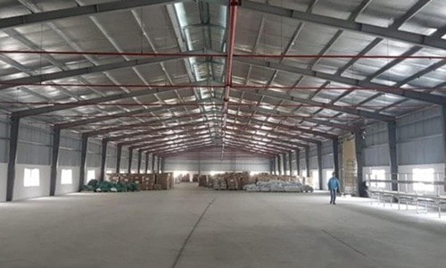 Ồ ạt cho thuê kho xưởng trong khu công nghiệp