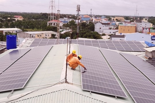 Điện mặt trời áp mái tiếp tục phát triển bất chấp dịch Covid-19