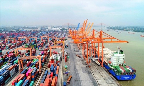 Hàng xuất nhập khẩu qua cảng biển tăng trưởng tốt