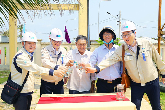 Doosan Vina maintains two joint seawater desalination plants on Ly Son Island