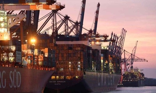 Kênh Suez khai thông, hàng loạt cảng biển tại châu Âu đối mặt nguy cơ ùn ứ nghiêm trọng