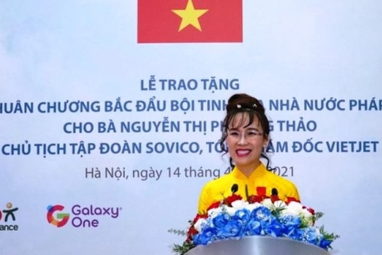 CEO Vietjet Nguyễn Thị Phương Thảo nhận Huân chương Bắc đẩu bội tinh