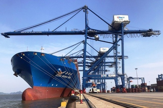 Cảng biển Hải Phòng đón tới hơn 9.000 lượt tàu Container