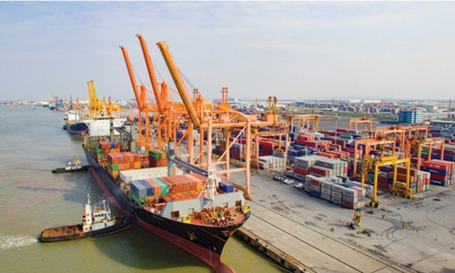 Hạ tầng tạo sức bật cho cảng biển