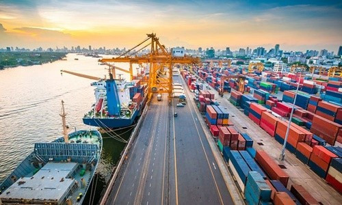 Tổng trị giá xuất nhập khẩu hàng hóa đầu tháng 7/2021 giảm