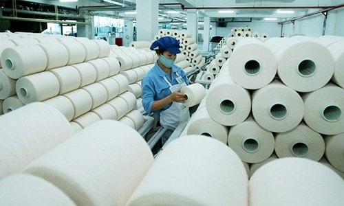 Cùng doanh nghiệp vượt khó trong cuộc chiến chống COVID-19