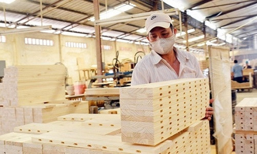 Việt Nam cùng Hoa Kỳ hợp tác kiểm soát nguồn gốc gỗ