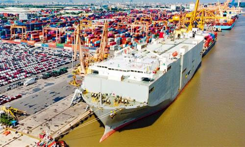 Gần 200.000 xe ô tô nhập khẩu qua cảng Hải Phòng